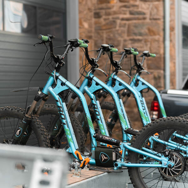 Rangée de VTT alignés